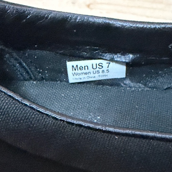 VANS x Disney Star Wars Darth Vader Classic Slip Ons - Mens size 7 - Womens 8.5 - Picture 7 of 8